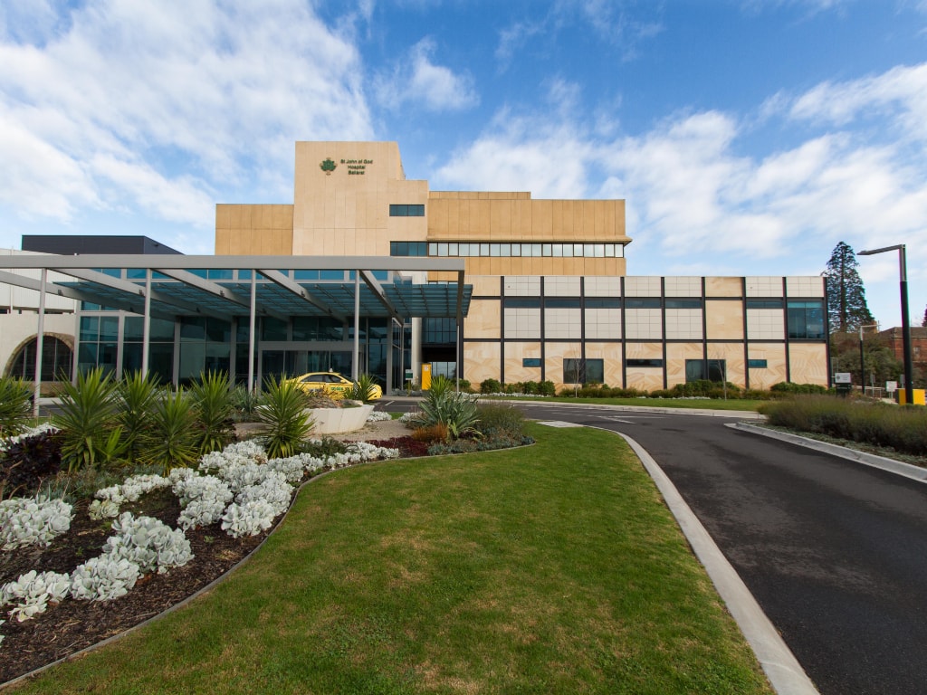 SJGHC-media_IMGLIB_St-John-of-God-Ballarat-Hospital-facade_1024x768